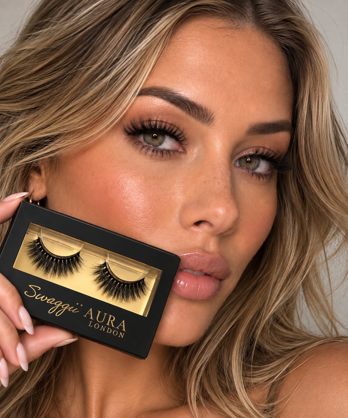 Swaggii-Aura-Day-Flex-Eye-Lashes